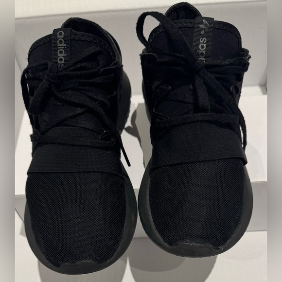 Adidas Sneakers - Picture 7 of 7